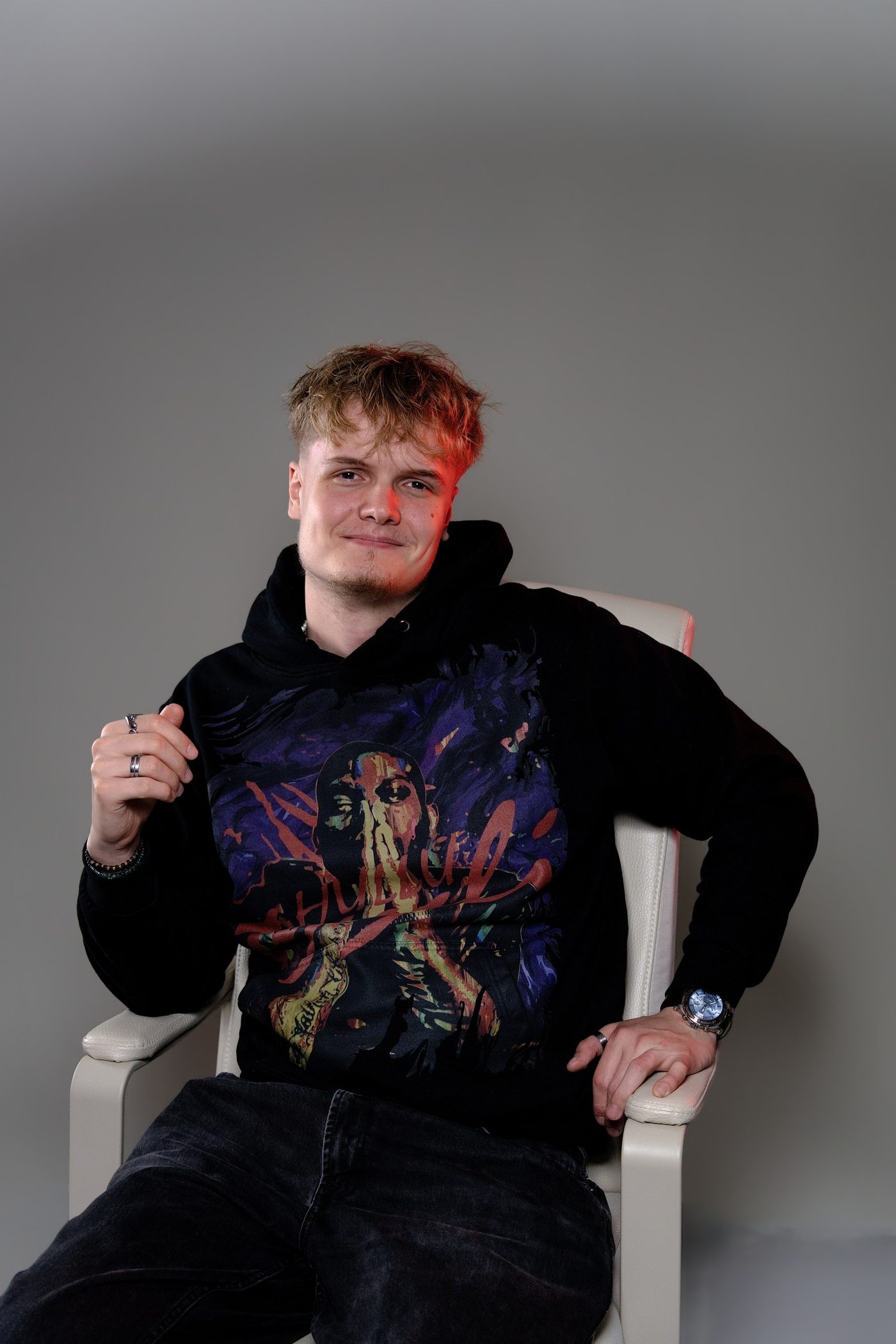 Klipteekin perustaja studiossa